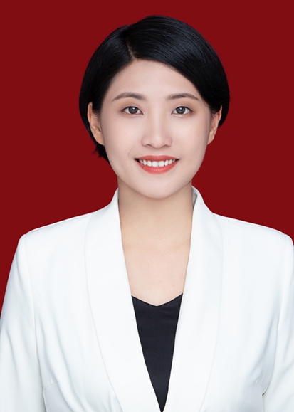 黄静英 班主任兼校医