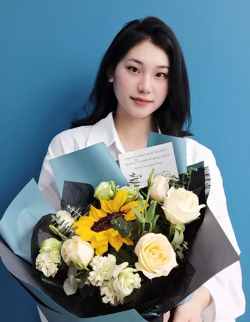 许秋怡 班主任兼教师