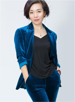 周银利 高级美容师